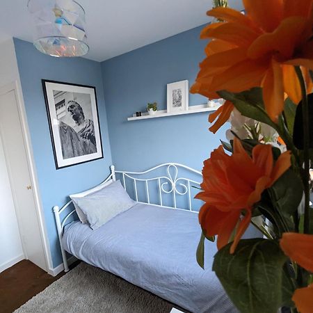 Single Room With Castle View Единбург Екстер'єр фото